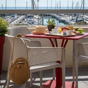 2* Hotel Ibis Budget Bord De Mer